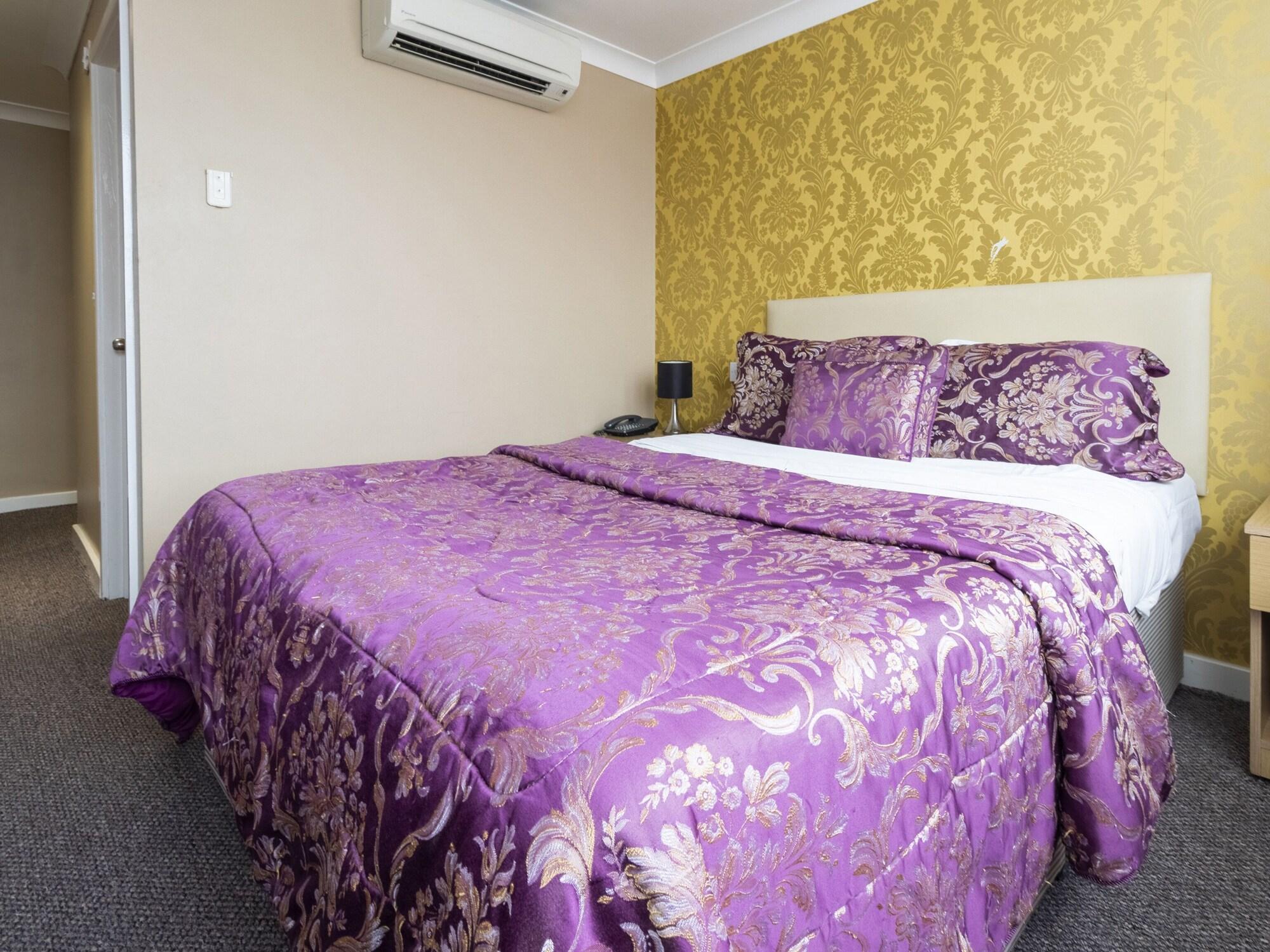 OYO Stuart Hotel Luton  Exterior foto