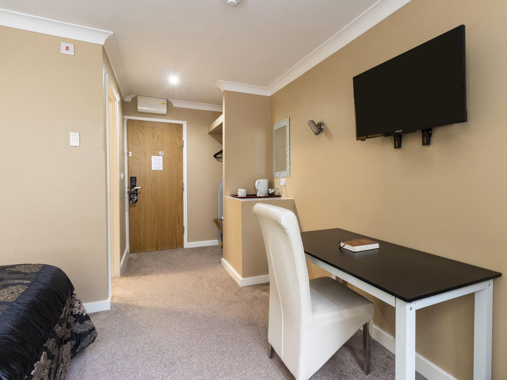 OYO Stuart Hotel Luton  Exterior foto