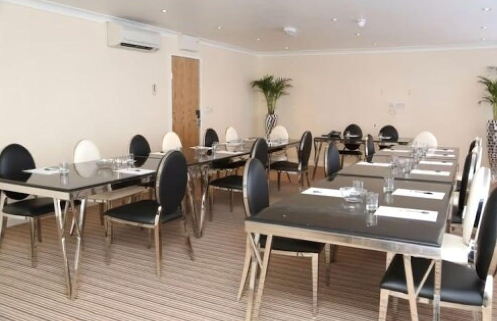 OYO Stuart Hotel Luton  Exterior foto