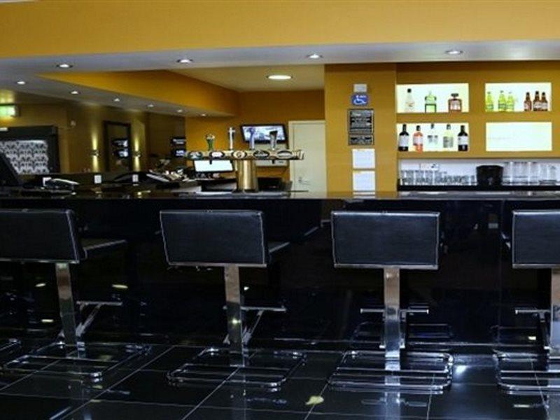 OYO Stuart Hotel Luton  Exterior foto