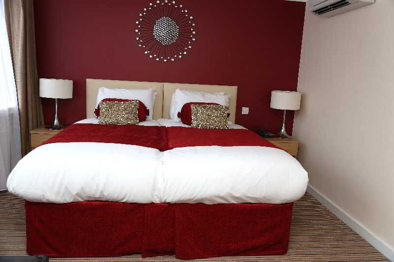 OYO Stuart Hotel Luton  Exterior foto